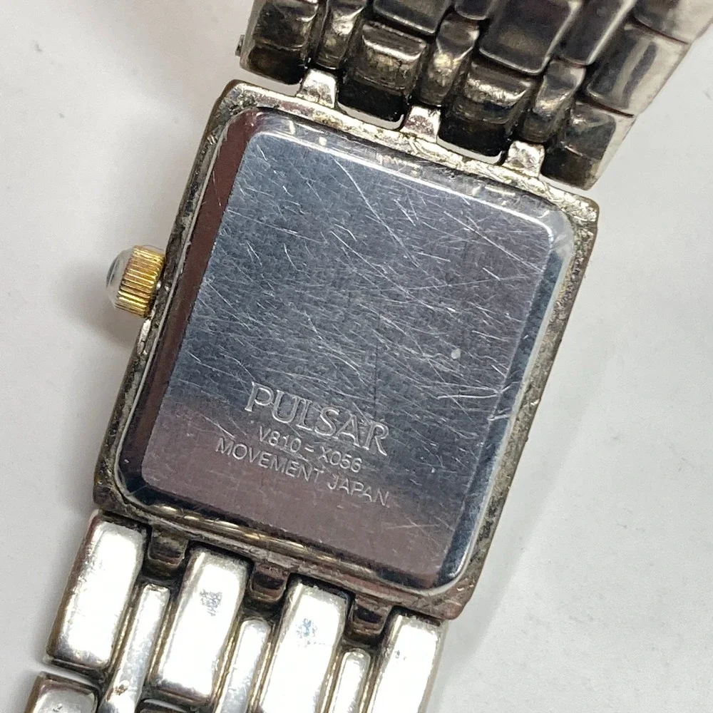 Pulsar Womens Watch 17mm White Dial Two Tone Crystal V810-X056 New Battery 7.25